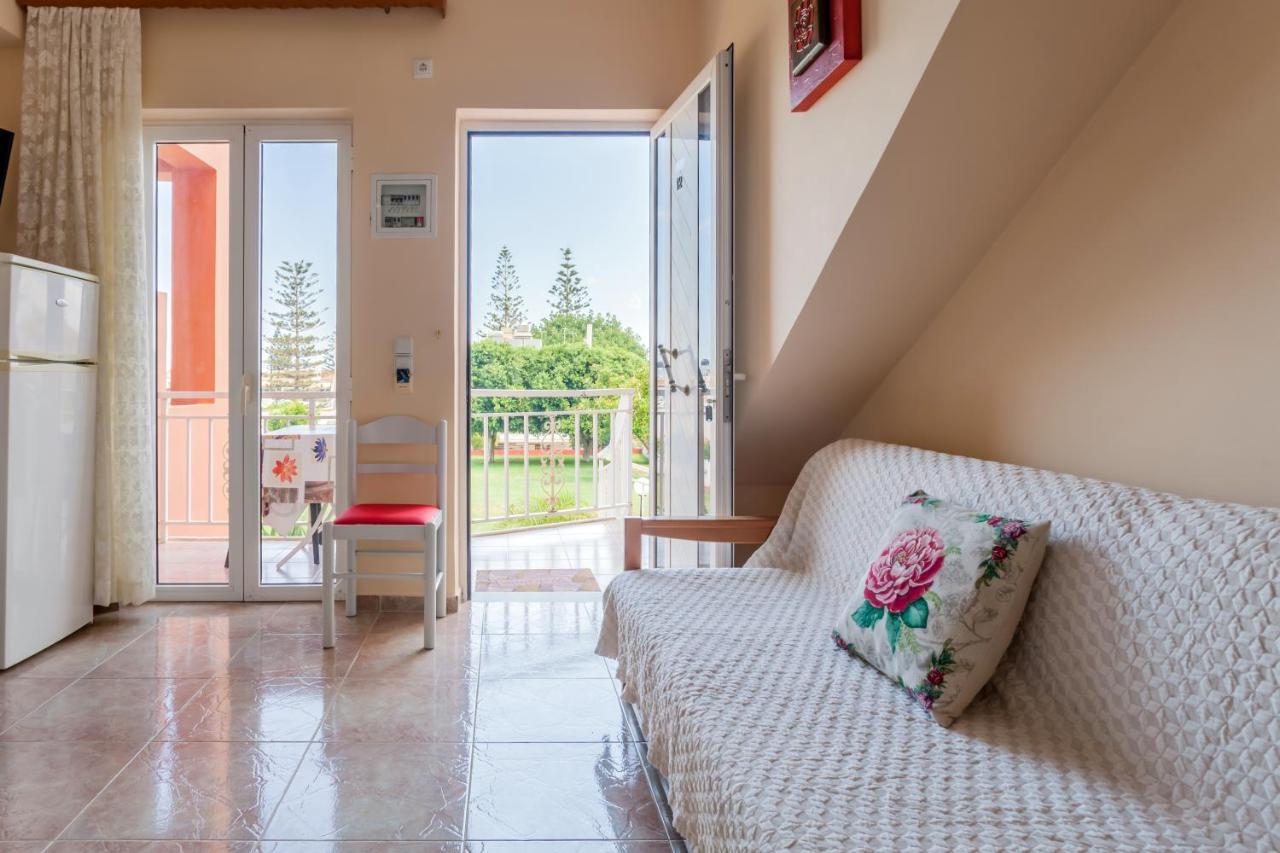Christine Seaside Apartments In Chania ستالوس المظهر الخارجي الصورة