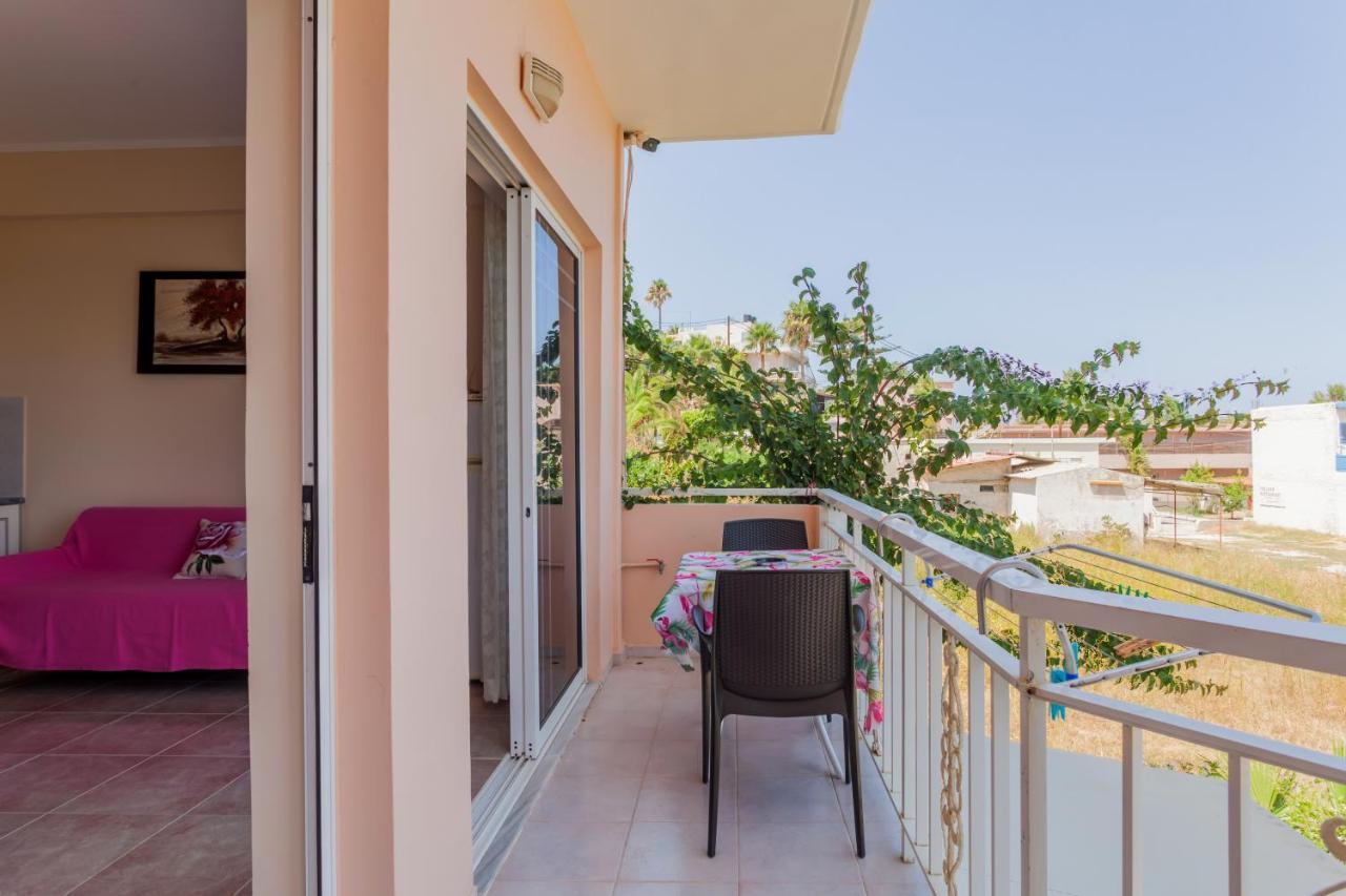Christine Seaside Apartments In Chania ستالوس المظهر الخارجي الصورة