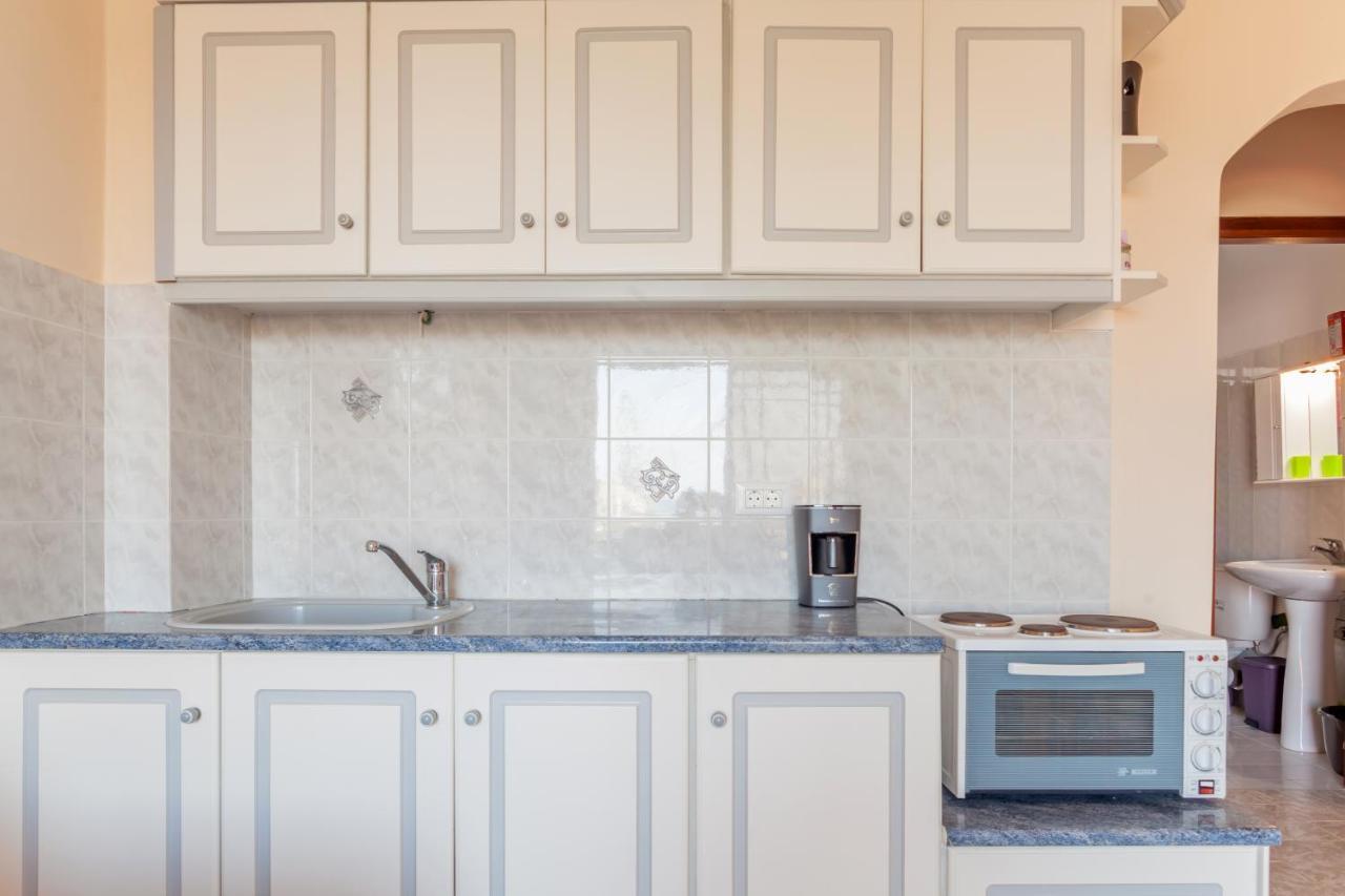 Christine Seaside Apartments In Chania ستالوس المظهر الخارجي الصورة