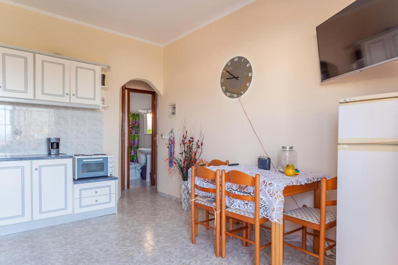 Christine Seaside Apartments In Chania ستالوس المظهر الخارجي الصورة