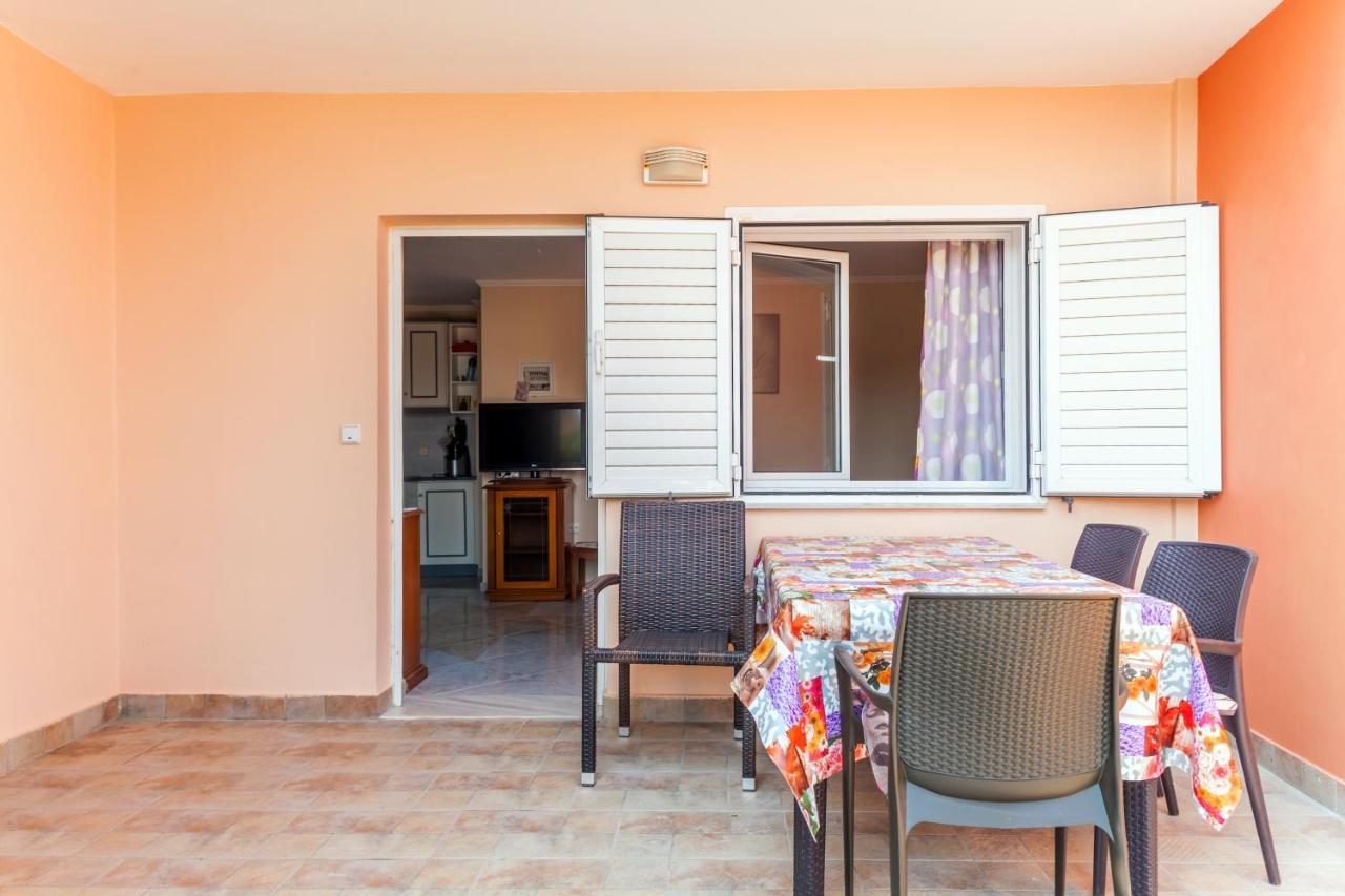 Christine Seaside Apartments In Chania ستالوس المظهر الخارجي الصورة